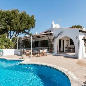 https://bini-sagoc-villa-a.balearic-islands.net